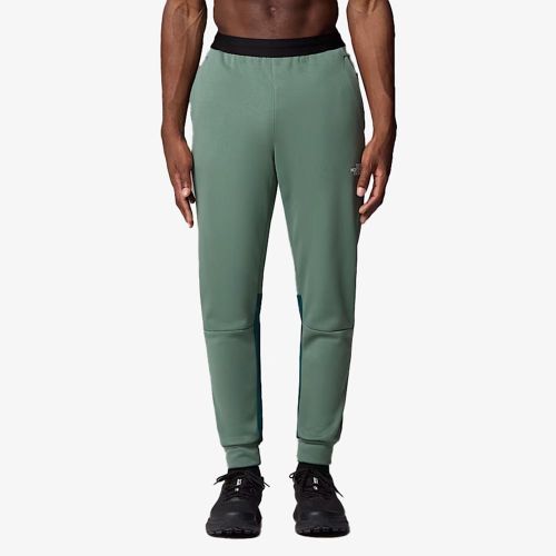 The North Face Mountain Athletics Fleece Joggers