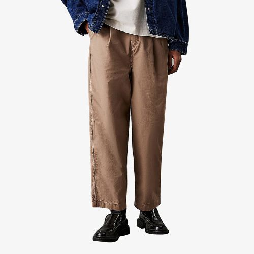 Calvin Klein Cropped Pleated Pant