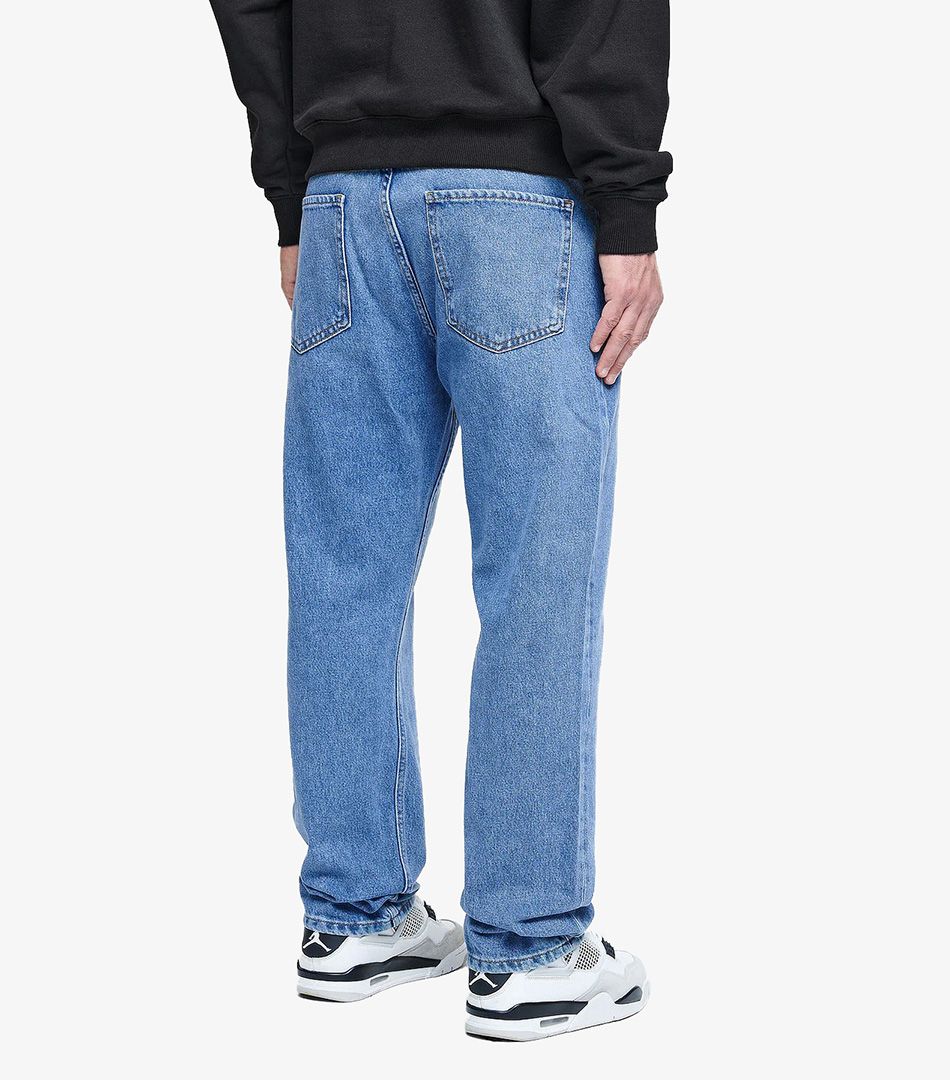 Pegador Baures Straight Jeans