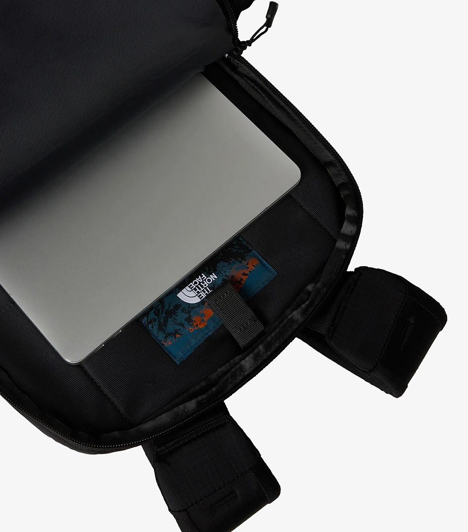 The North Face Borealis 28L
