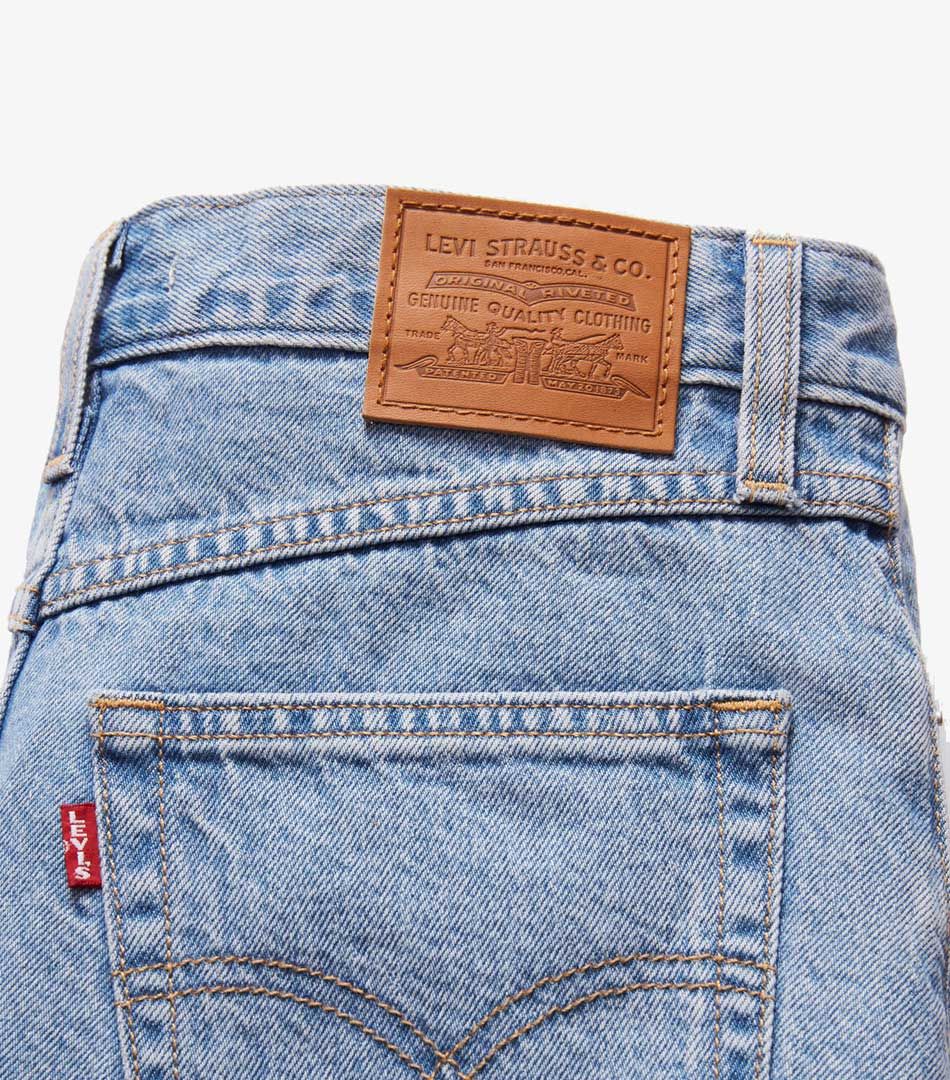 Levi's® Rolled 80s Mom Shorts