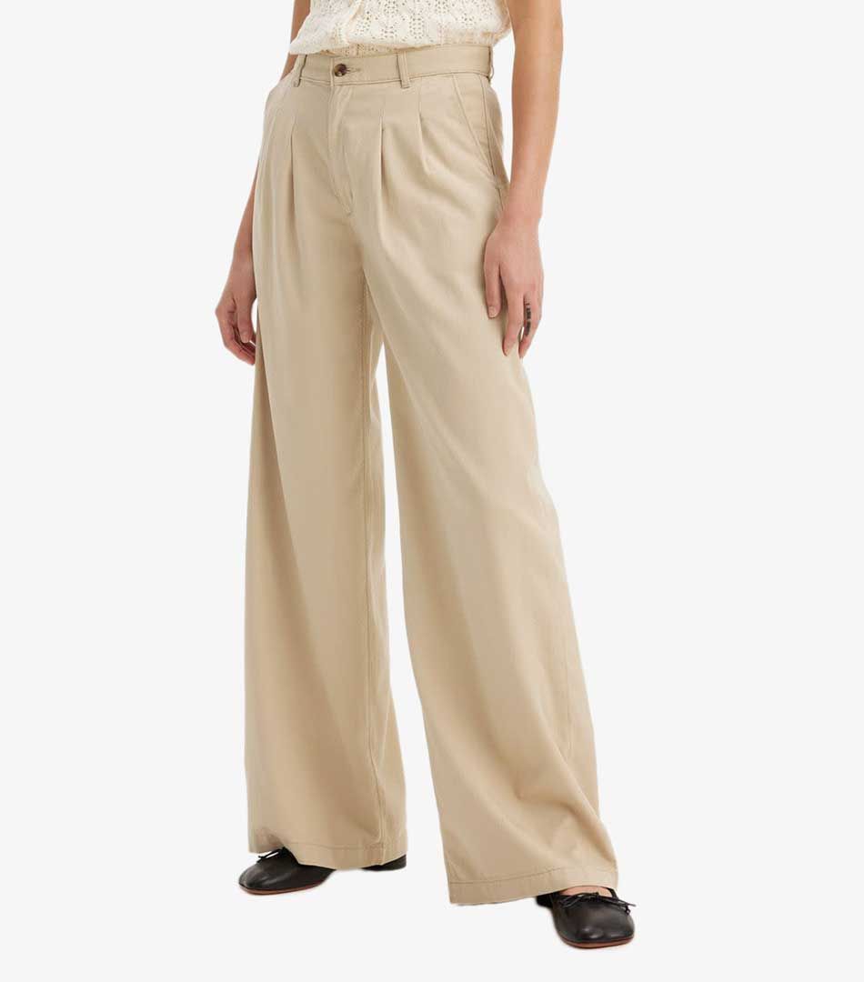 Levi's® Pleated Wide Leg Trousers