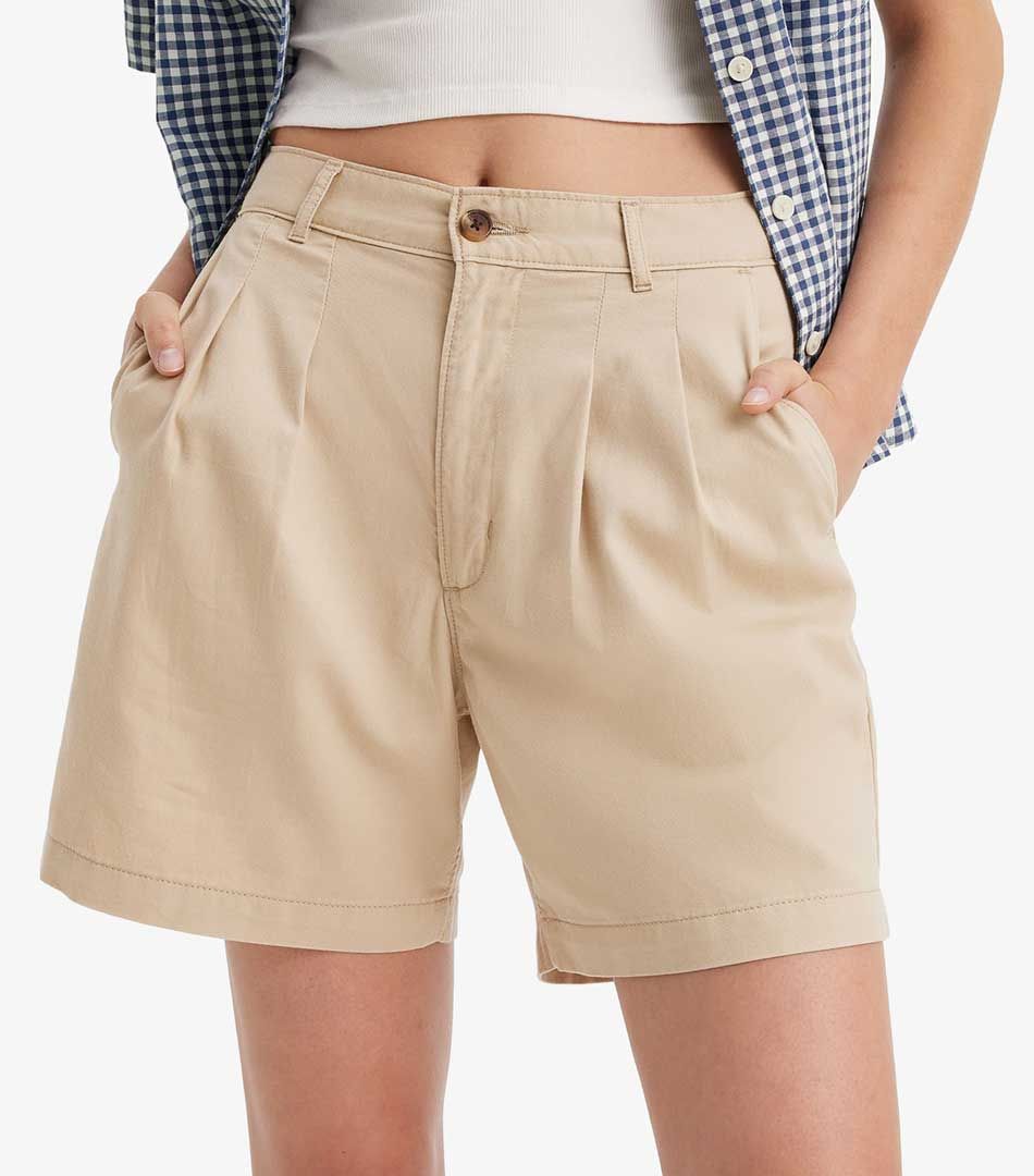 Levi's® Pleated Trouser Shorts