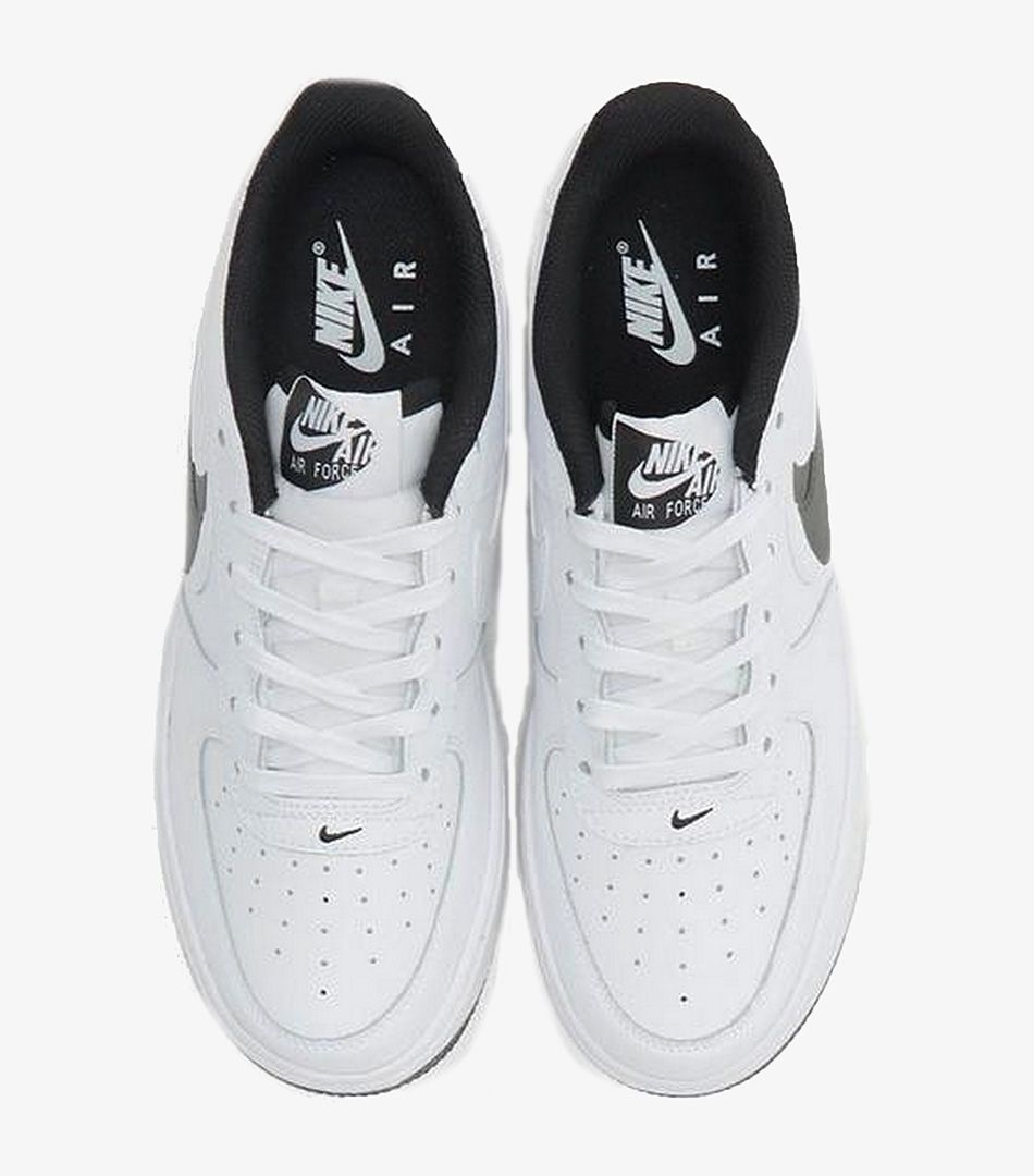 Nike Air Force 1 '07 LV8