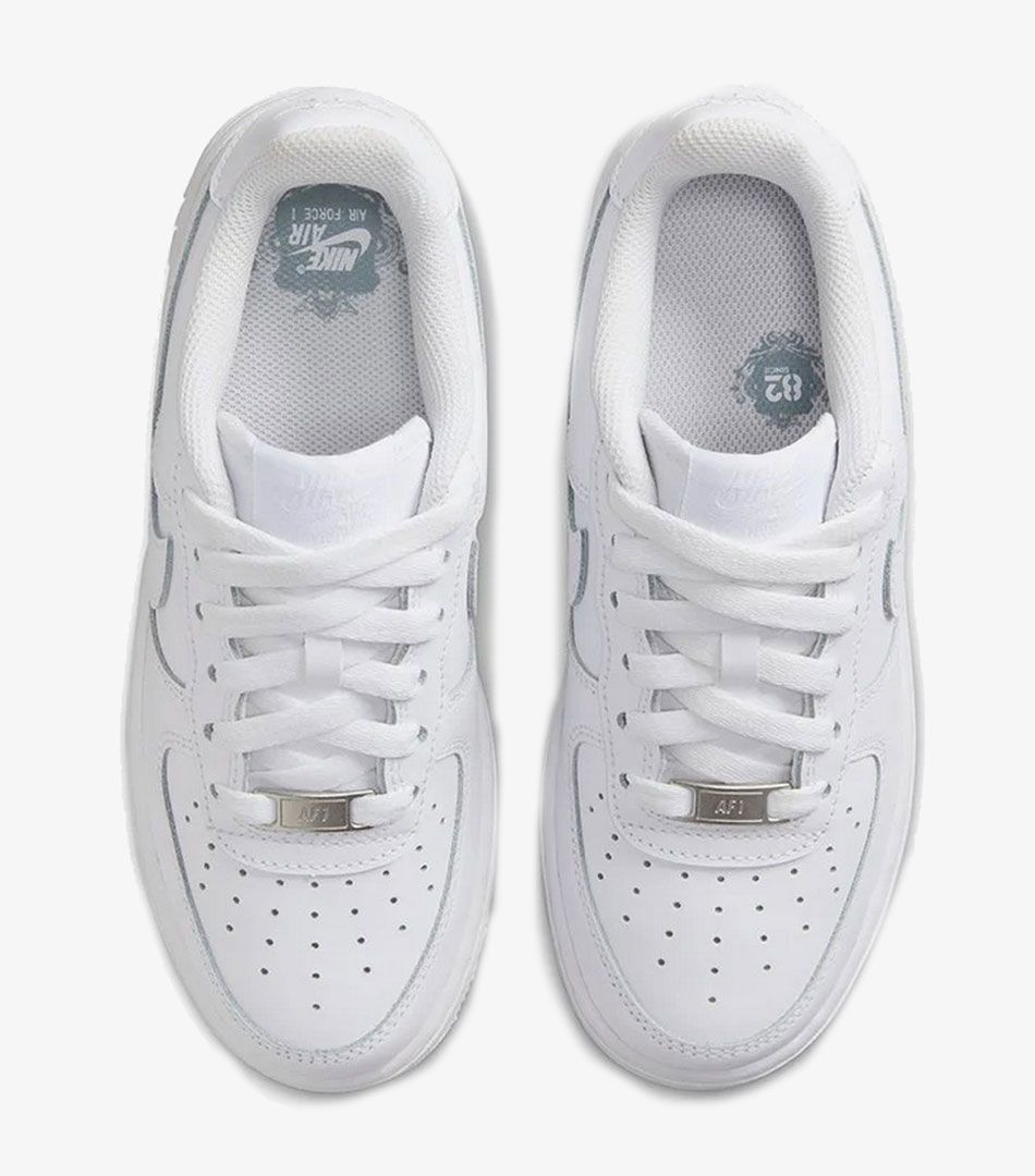 Nike Air Force 1 LE