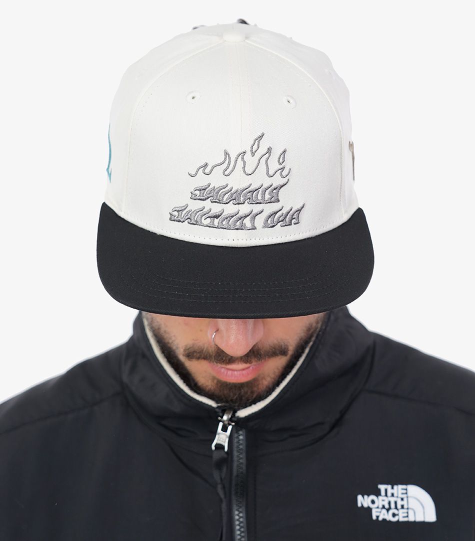 Grimey Snow Fox Bicolor Snapback Cap