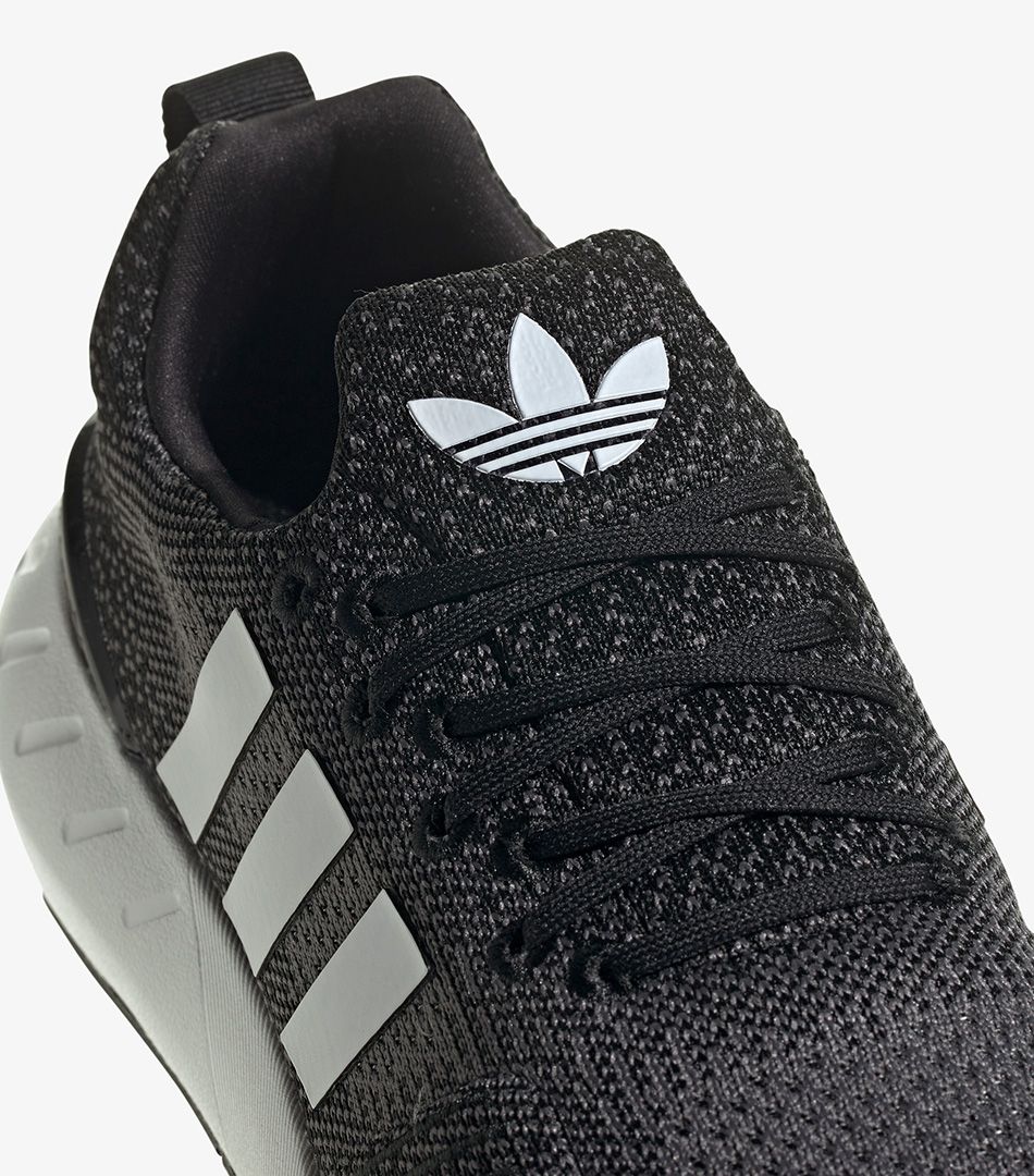 Adidas Originals Swift Run 22