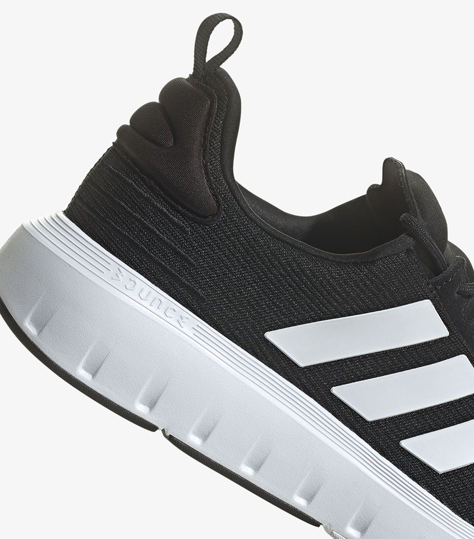 Adidas Swift Run 23