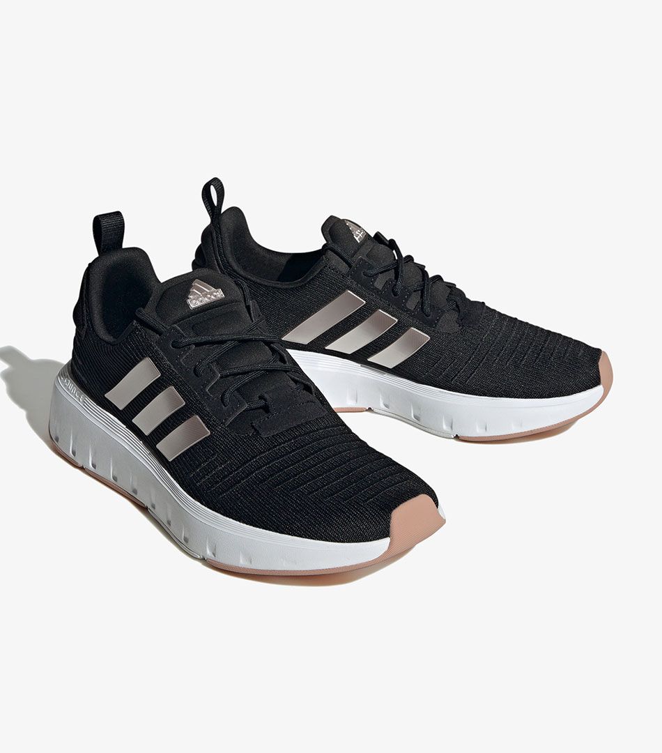 Adidas Swift Run