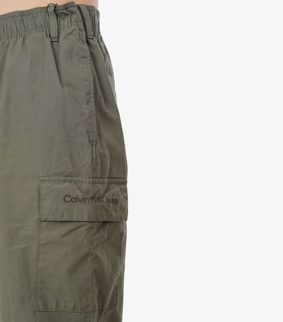 Calvin Klein Essential Regular Cargo Pants
