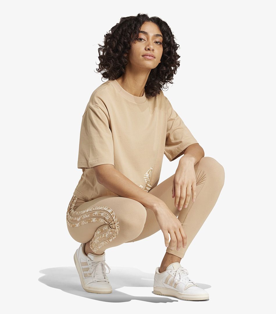 Adidas Essentials Seasonals Animal Big Logo Boyfriend Tee