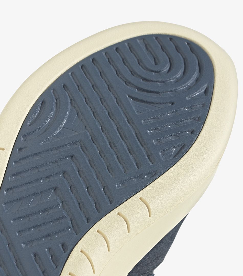 Adidas Court 24