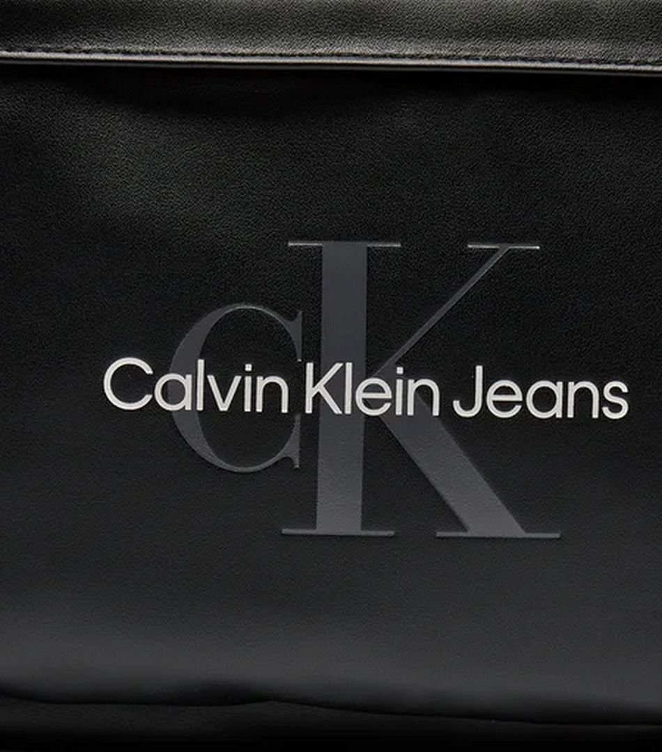 Calvin Klein Monogram Soft Campus