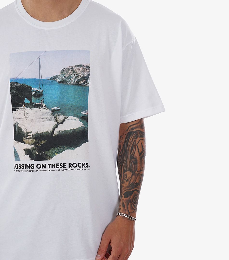 HardClo Kissing On The Rocks T-Shirt