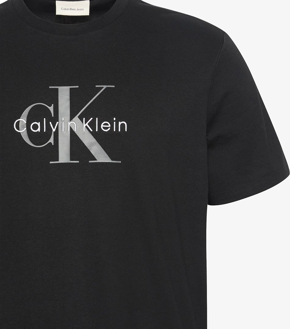 Calvin Klein Hero Monologo Tee